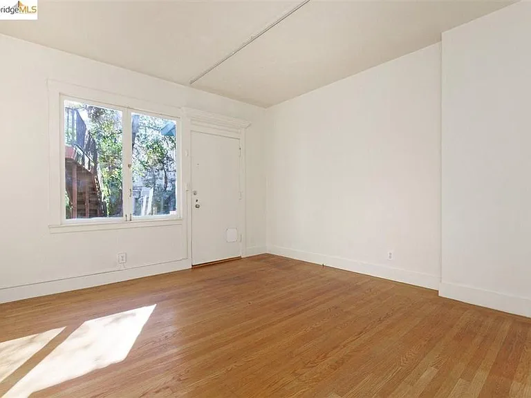 2533 Ridge Rd #A — Photo 11