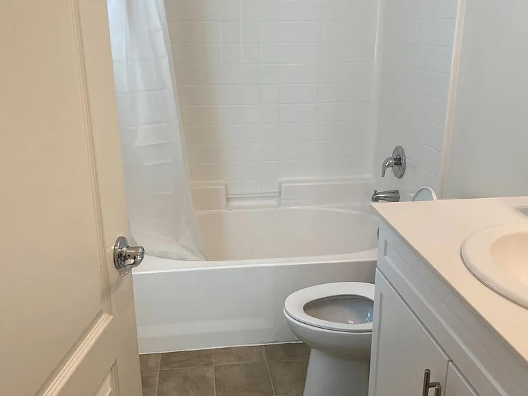 30298 Sunny Vista St — Photo 7