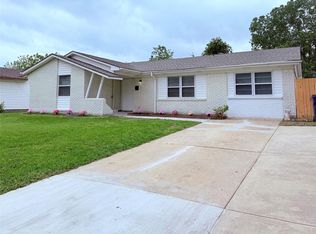 522 Milky Way, Garland, TX 75040