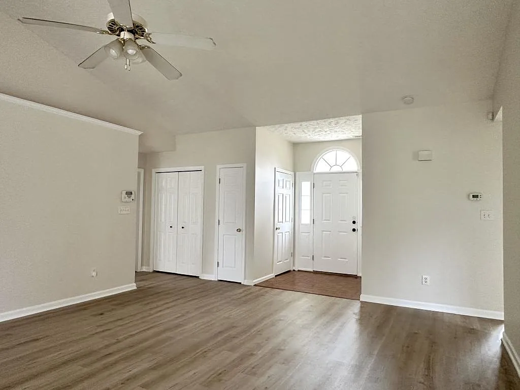 2517 Forest Lodge Dr — Photo 4