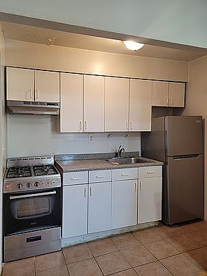 3rd image of 505 Columbus Ave APT 5