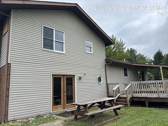 2nd image of 974 Hickory Rd