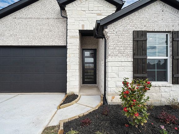 4th image of 18722 Sweetwater Springs Dr