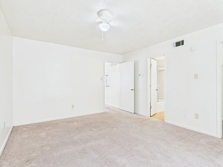 4441 Old College Rd — Photo 15