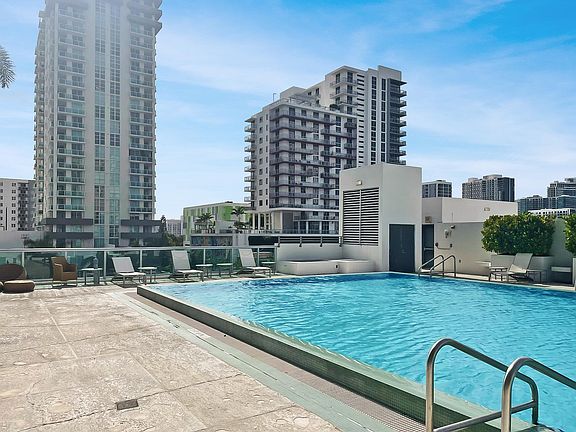 2nd image of 333 NE 24th St APT 1003