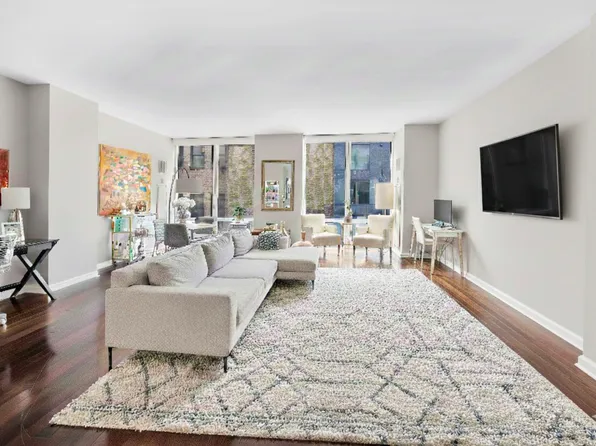 130 West 19th Street image 1 of 8