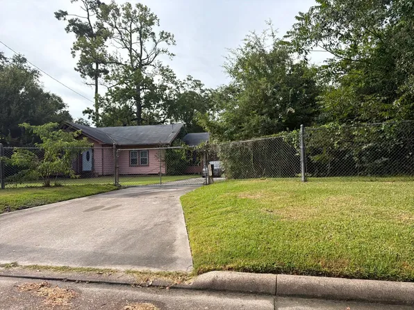 1906 Sholars Ave, Orange, TX 77630