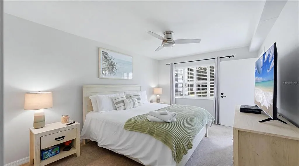 2 bed, 2.0 bath, 1101 sqft, $2,100 — Photo 4