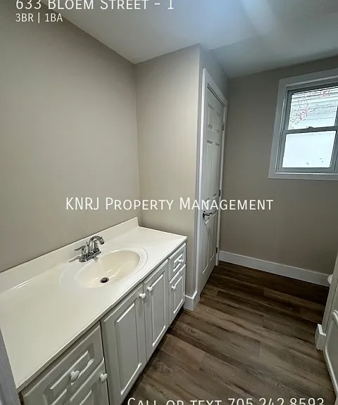 633 Bloem St #1 — Photo 6