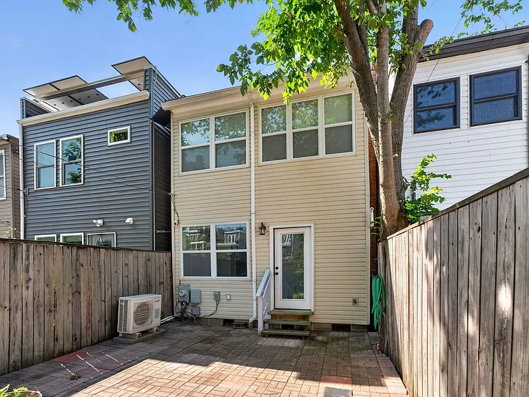745 Irving St NW — Photo 15