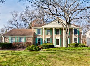 67 Berkshire Ln, Lincolnshire, IL