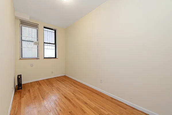 Rented by Compass | media 9