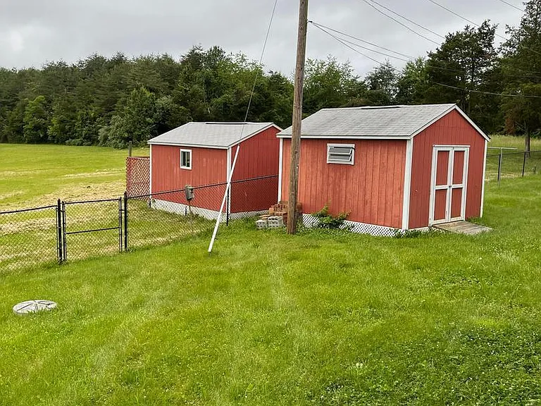 14606 Bristow Rd — Photo 31
