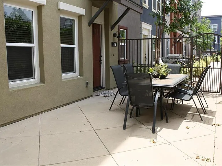 179 Clementine Ct — Photo 6