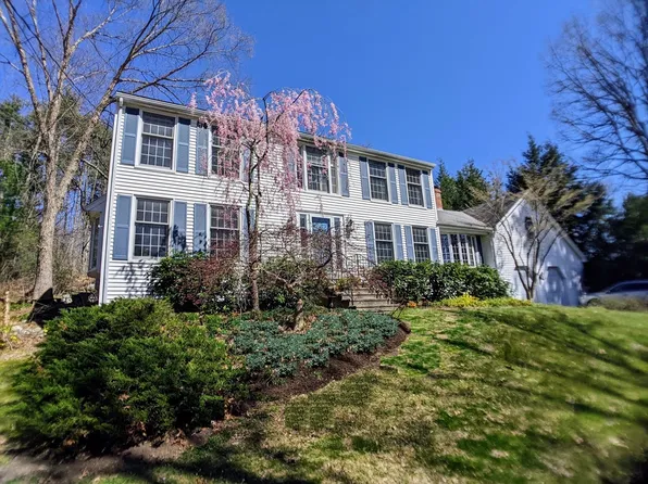 13 Knowlton Dr, Acton, MA 01720