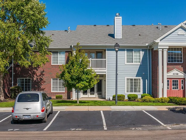 3048 Westminster Dr #101 — Photo 37
