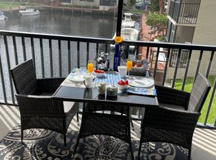 9 Royal Palm Way UNIT 206, Boca Raton, FL 33432