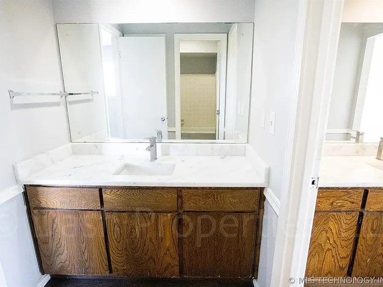 5104 S 75th East Ave — Photo 48