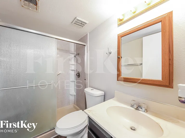 7232 W Brown St — Photo 16
