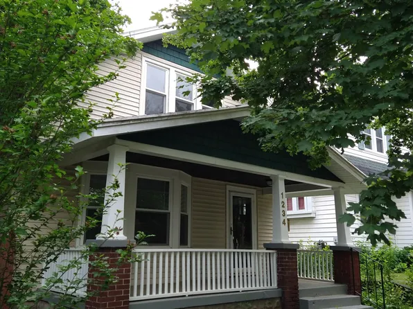 1234 Morgan St NW, Grand Rapids, MI 49504