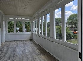 227 Saw Mill River Rd