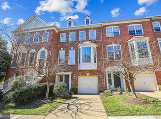 33 Arell Ct, Alexandria, VA 22304