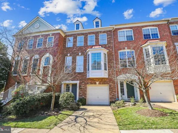 33 Arell Ct, Alexandria, VA 22304
