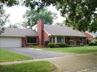 318 Maywood Ave, Monroe, MI 48162