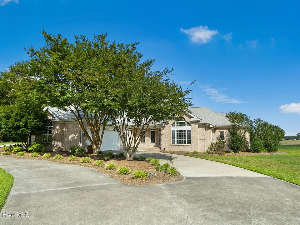 1st image of 1380 Bear Trap Road