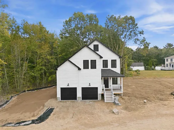 38 Elmwood St, Salisbury, MA 01952