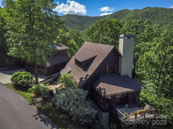 285 Chapman Rd, Montreat, NC 28757