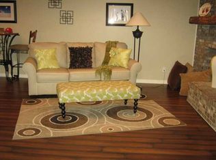 320 Hanover Rd, Evansville, IN 47710