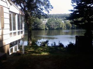 32 Macarthur Dr, Smithfield, RI 02917