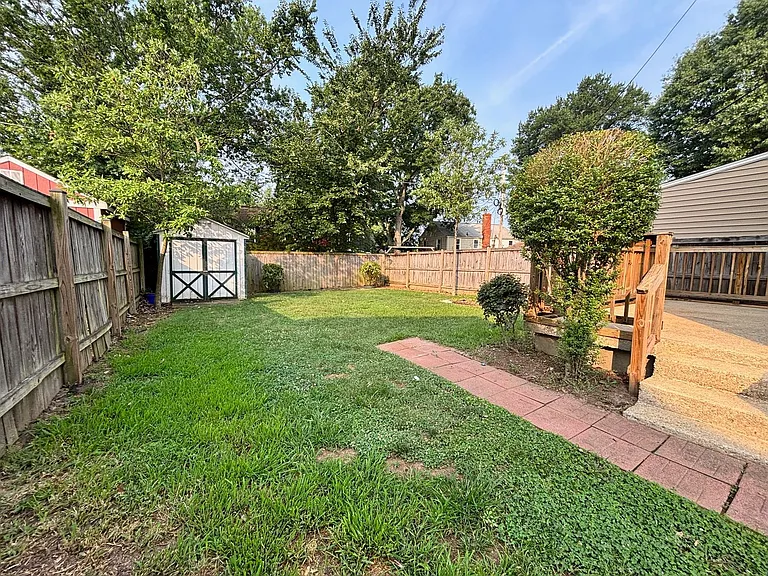 2705 Fort Dr — Photo 25