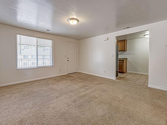 2nd image of 455 N 400 W APT 16