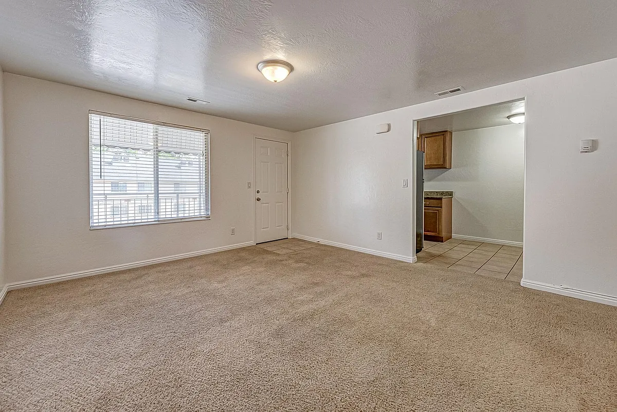 Building Photo - 455 N 400 W #16