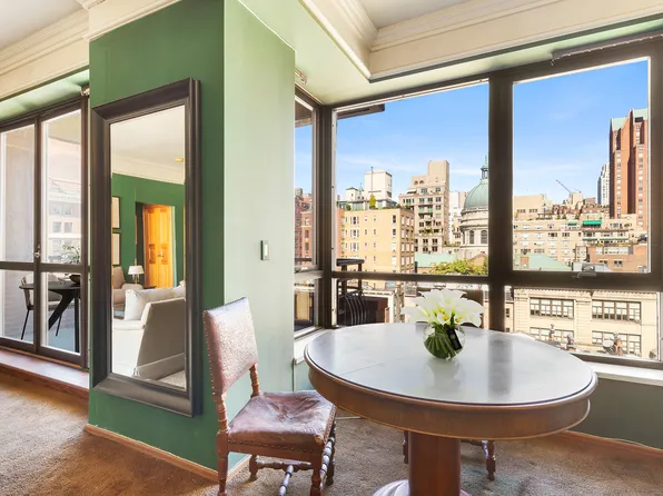 157 East 74th Street image 3 of 8