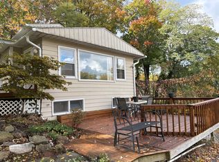 247 Shore Dr, Rochester, NY 14622