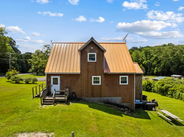 241 Weekeepeemee Road, Woodbury, CT 06798