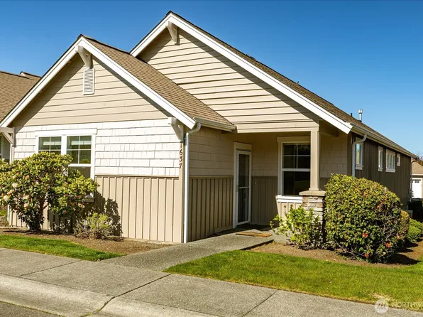 1637 SW Vanguard Street, Oak Harbor, WA 98277