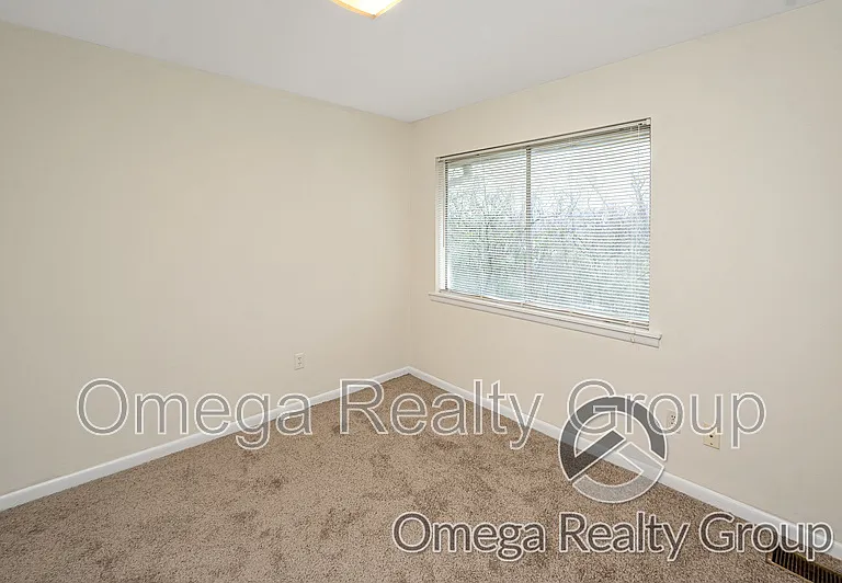208 Rolling Mill St #8 — Photo 17