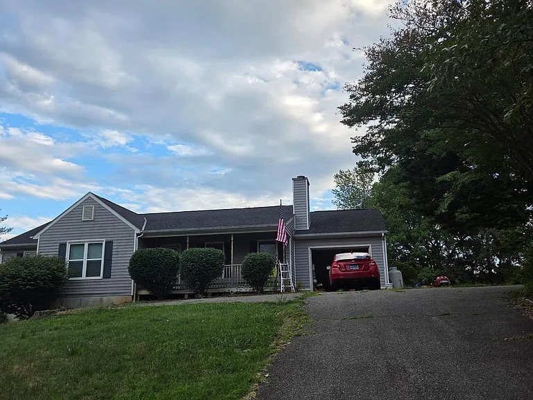72 Hillcrest Dr — Photo 8