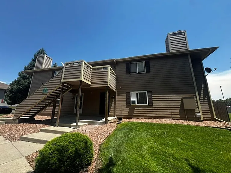 4349 Hunting Meadows Cir — Photo 2