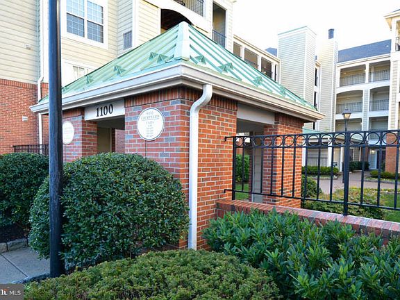 2nd image of 1100 Quaker Hill Dr APT 406