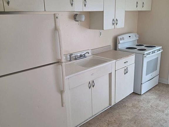 2nd image of 332 N 75th St #332APT7