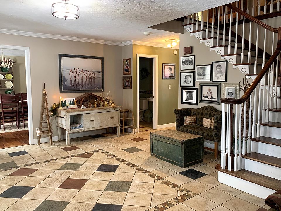 425 Dominick Cir, Summersville, WV 26651 MLS 2232 Zillow