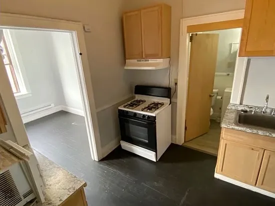 876 Payne Ave #21 — Photo 1