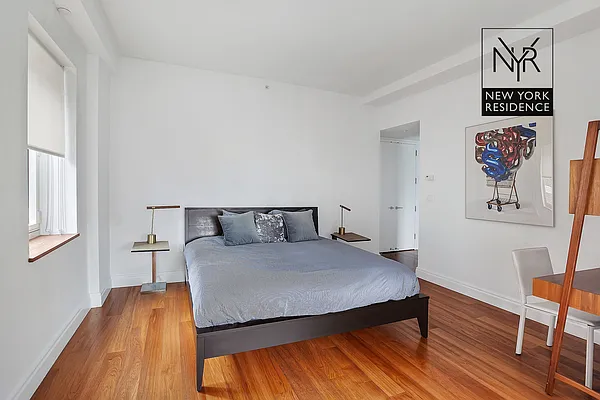 Rented by New York Residence | media 36