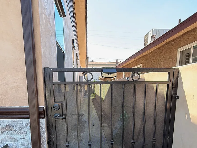 4131 Eunice Ave — Photo 10