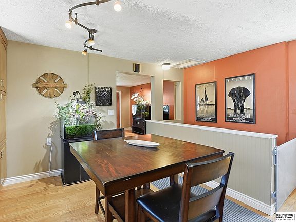 5th image of 3126 S 39th St
